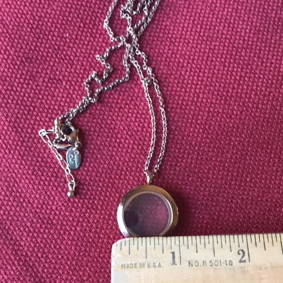 Origami Owl ~ Living Locket Hinged Locket with Chain - Picture 2 of 5